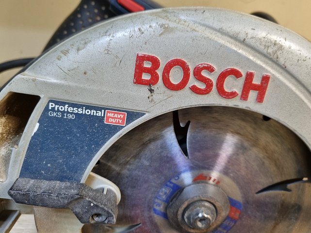 Пила циркулярна Bosch GKS 190 Professional 1