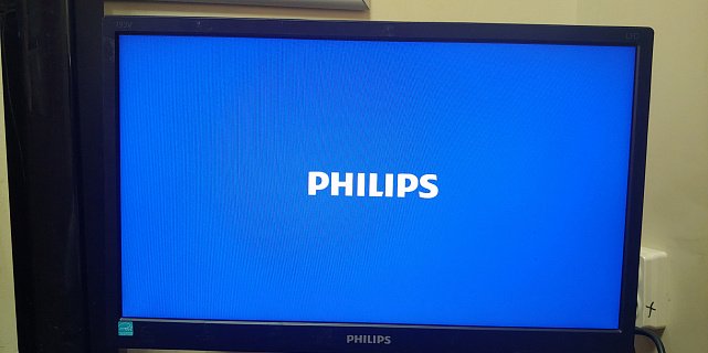 Монитор Philips 193V5LSB2 1