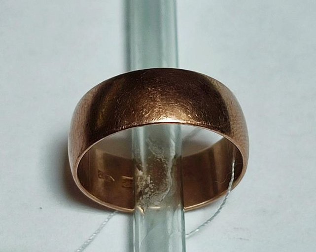 Обручальное кольцо из красного золота (33684999) 0