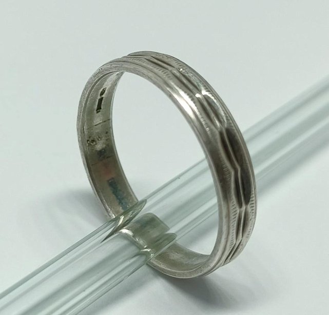 Серебряное кольцо (33596493) 1