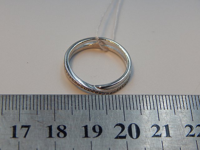Серебряное кольцо с цирконием (30537349) 2