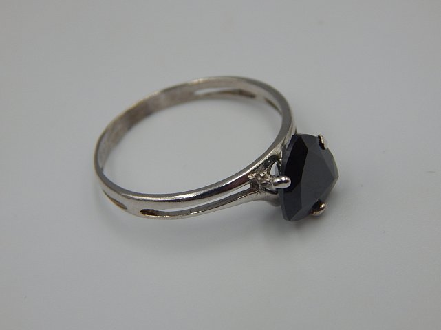 Серебряное кольцо с цирконием (33454167) 2