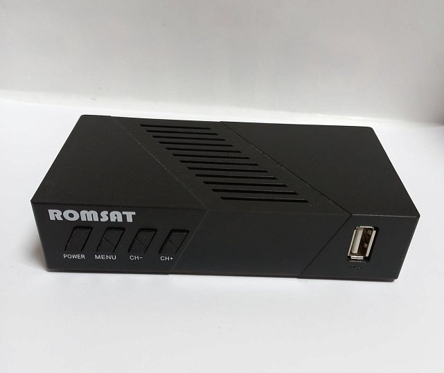 ТВ-тюнер Romsat T8008HD 0