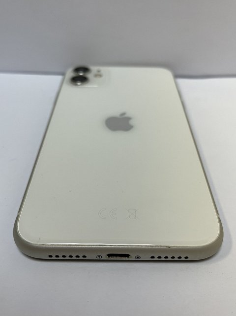 Apple iPhone 11 64GB White 4
