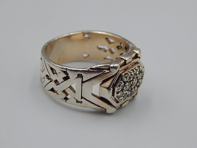Серебряный перстень с цирконием (33251566) 3
