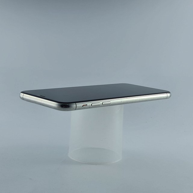 Apple iPhone 11 Pro Max 64GB Silver (MWHF2)  2