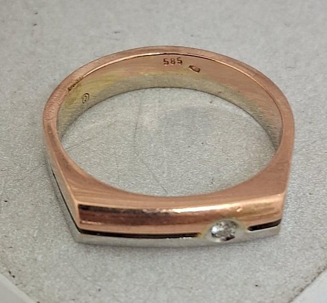 Перстень из красного и белого золота с бриллиантом (-ми) (33572296) 5
