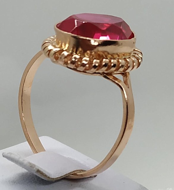 Кольцо из красного золота с корундом (30450399) 2