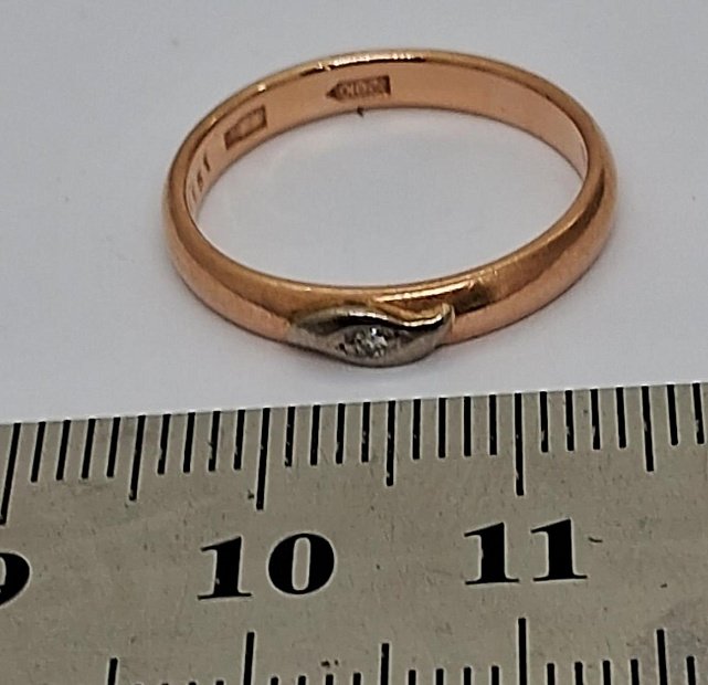 Обручальное кольцо из красного и белого золота с бриллиантом (-ми) (33777210)  5