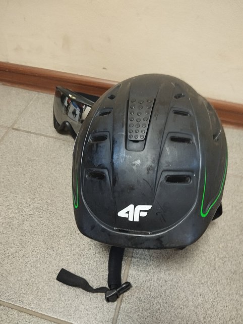 Универсальный горнолыжный шлем 4F C4Z15-KSU001-f60 1