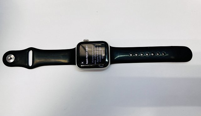 Смарт-годинник Apple Watch Nike SE GPS, 44mm Silver Aluminium Case with Pure Platinum/Black Nike Sport Band (MYYH2)  3