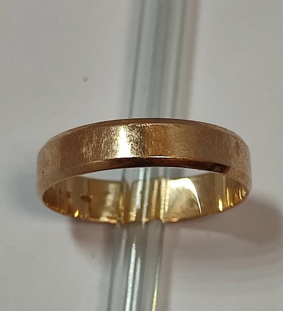 Обручальное кольцо из красного золота (33680722) 0