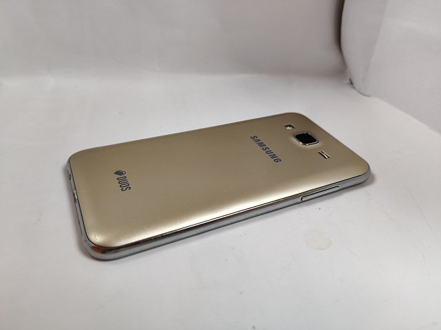 Samsung Galaxy J5 2015 (SM-J500H) 1.5/8Gb 2