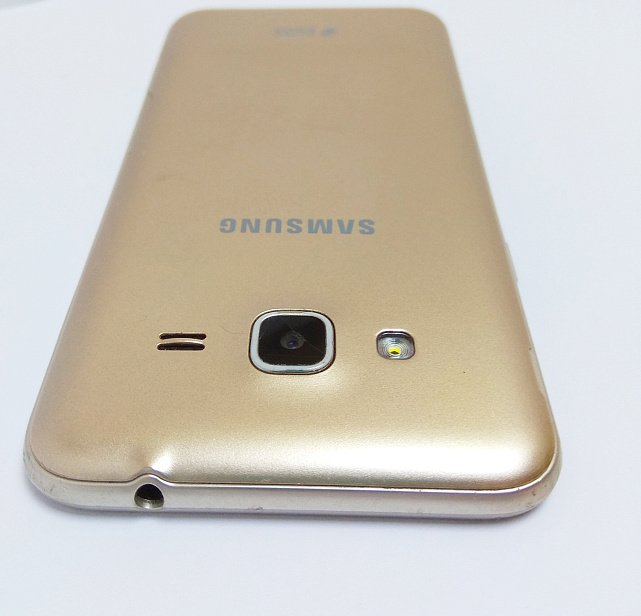 Samsung Galaxy J3 2016 Gold (SM-J320HZDD) 1/8Gb 6