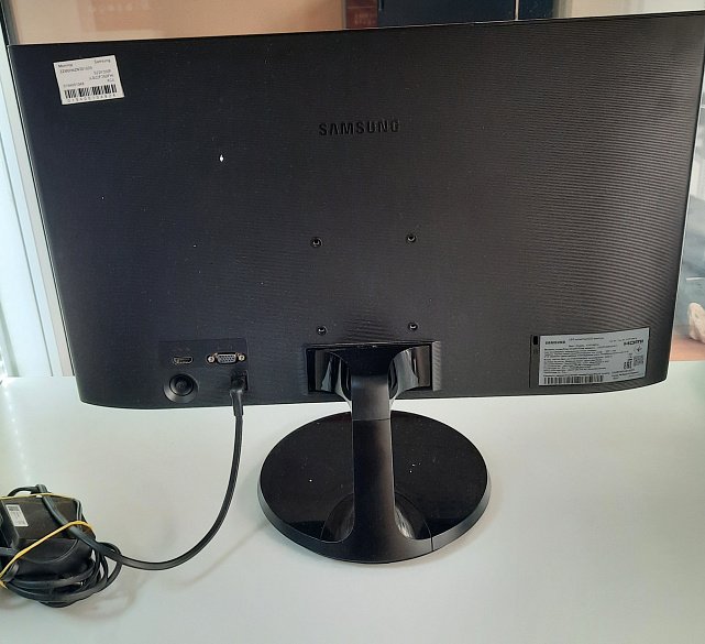 Монитор Samsung S22F350F (LS22F350FHIXCI) 4