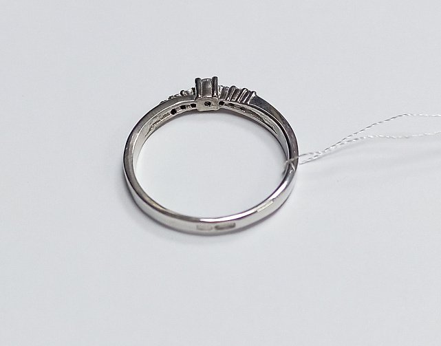 Серебряное кольцо с цирконием (30510048) 3