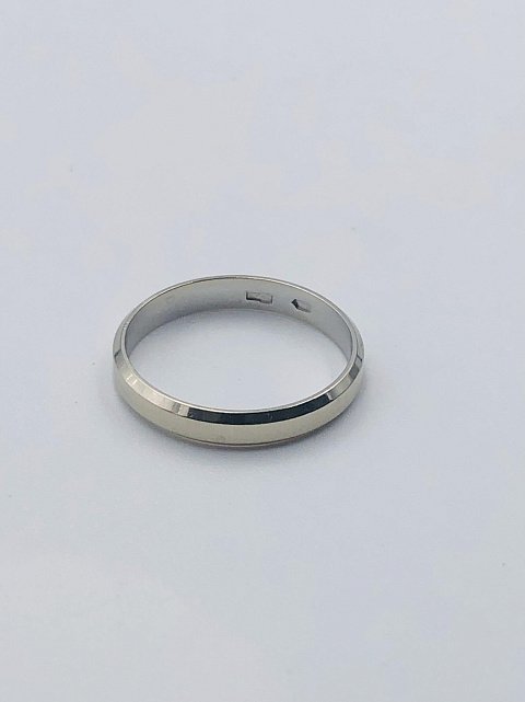 Обручальное кольцо из белого золота (32825454) 1