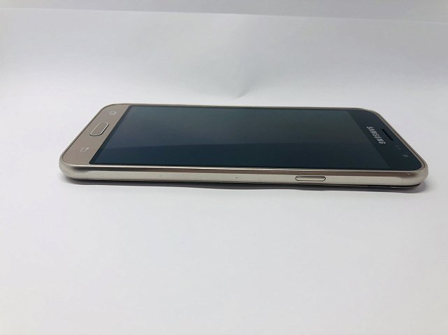 Samsung Galaxy J3 2016 Gold (SM-J320HZDD) 1/8Gb  4
