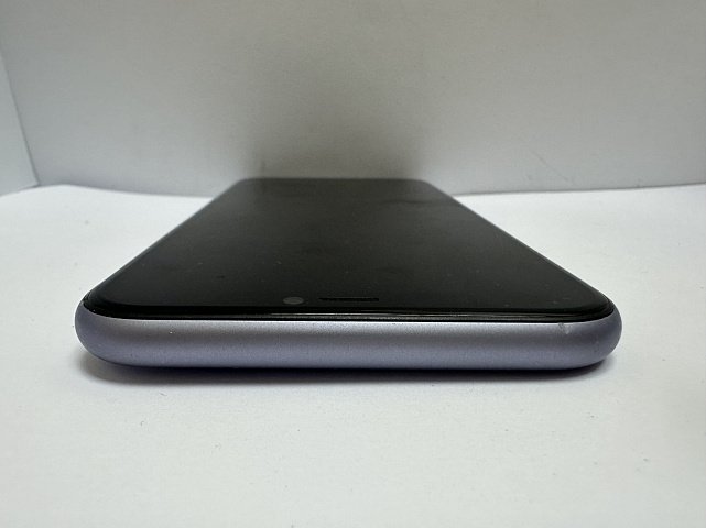 Apple iPhone 11 128GB Purple 5