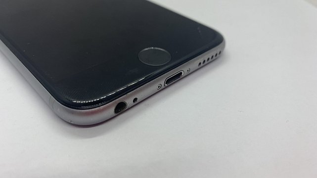 Apple iPhone 6s 16Gb Space Gray 4
