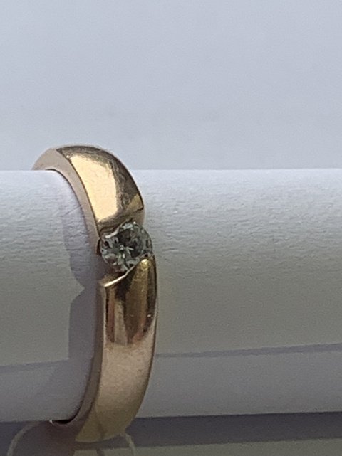 Обручальное кольцо из красного золота с цирконием (30747456) 1
