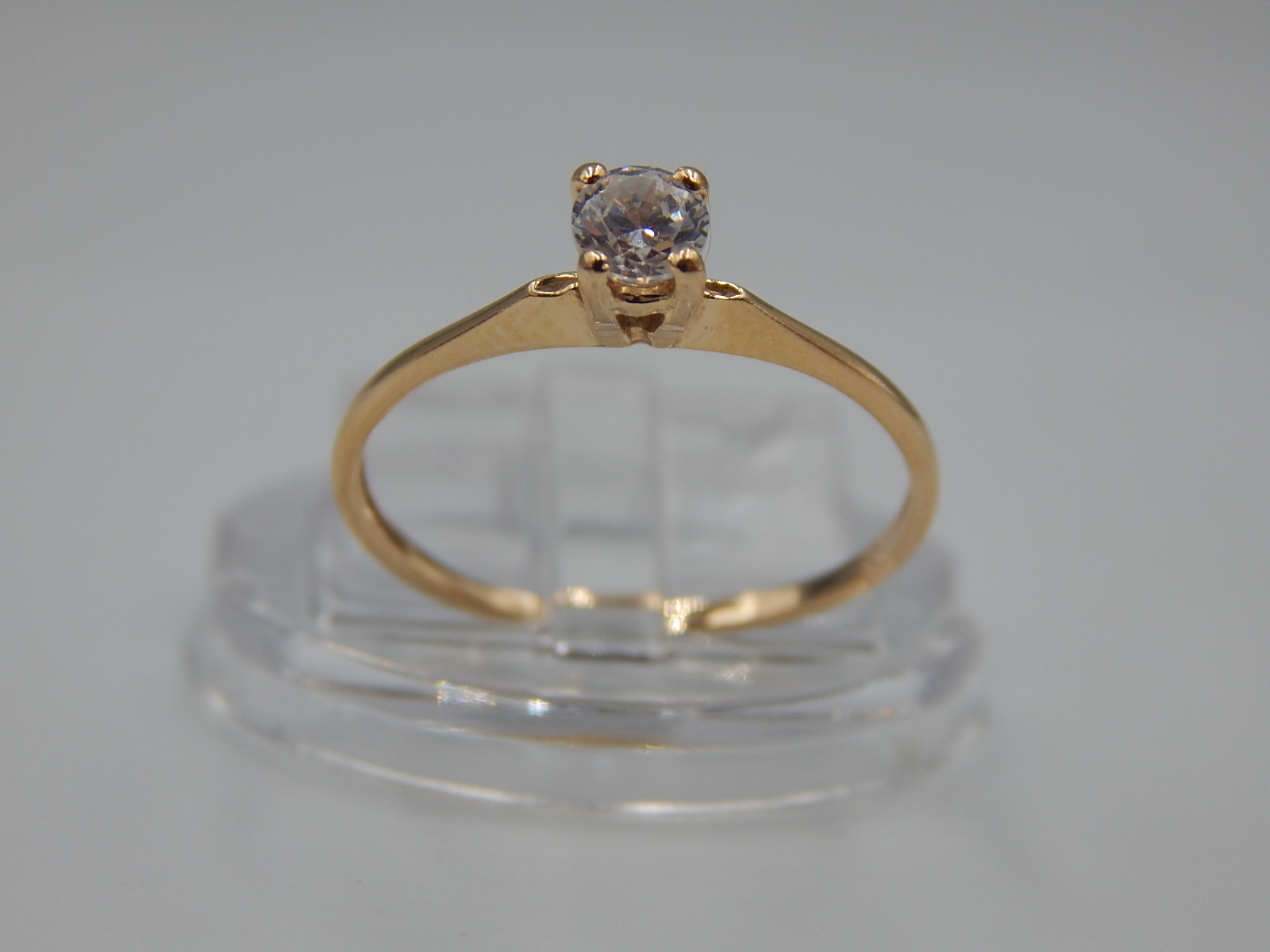 Кольцо из красного золота с цирконием (33693364) 0