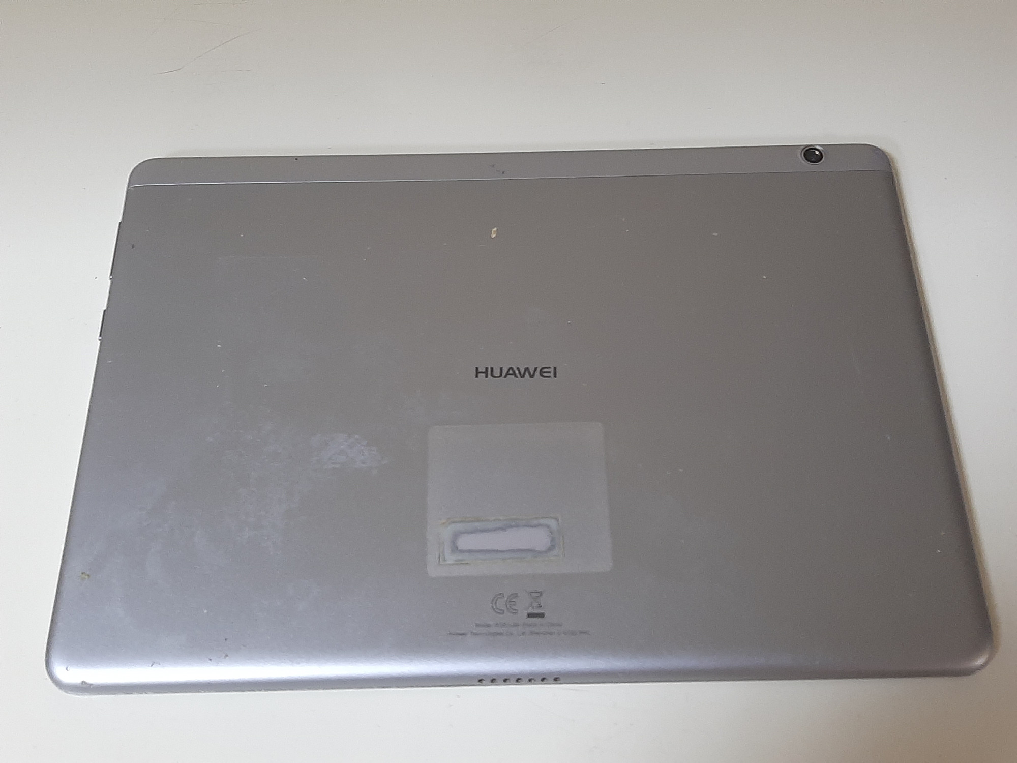 Планшет Huawei MediaPad T3 10 LTE (AGS-L09) 2/16Gb 3