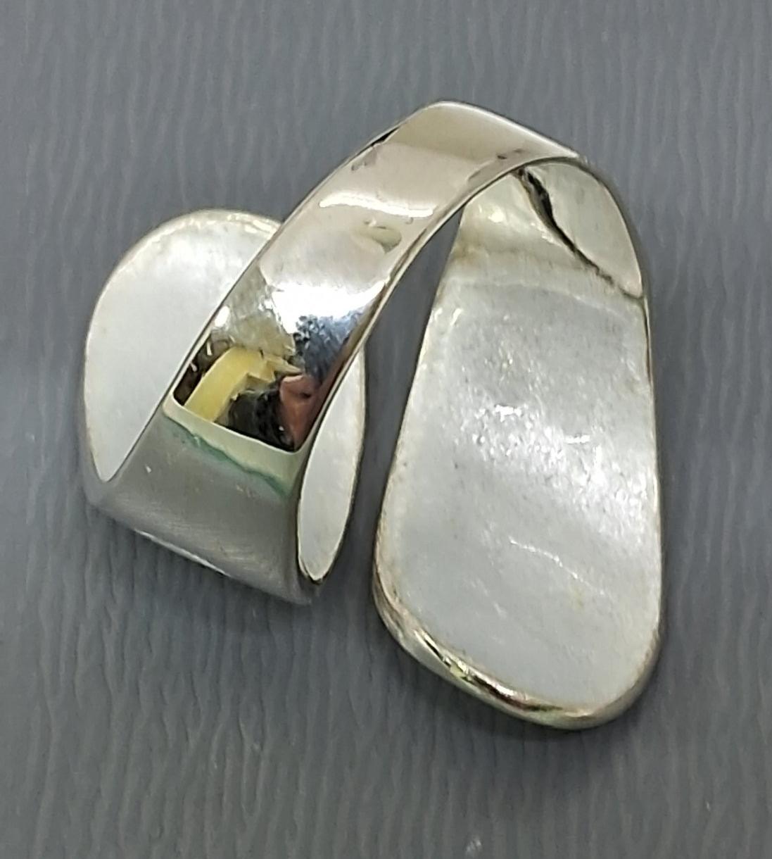 Серебряный набор с эмалью - серьги и кольцо (33376471) 7