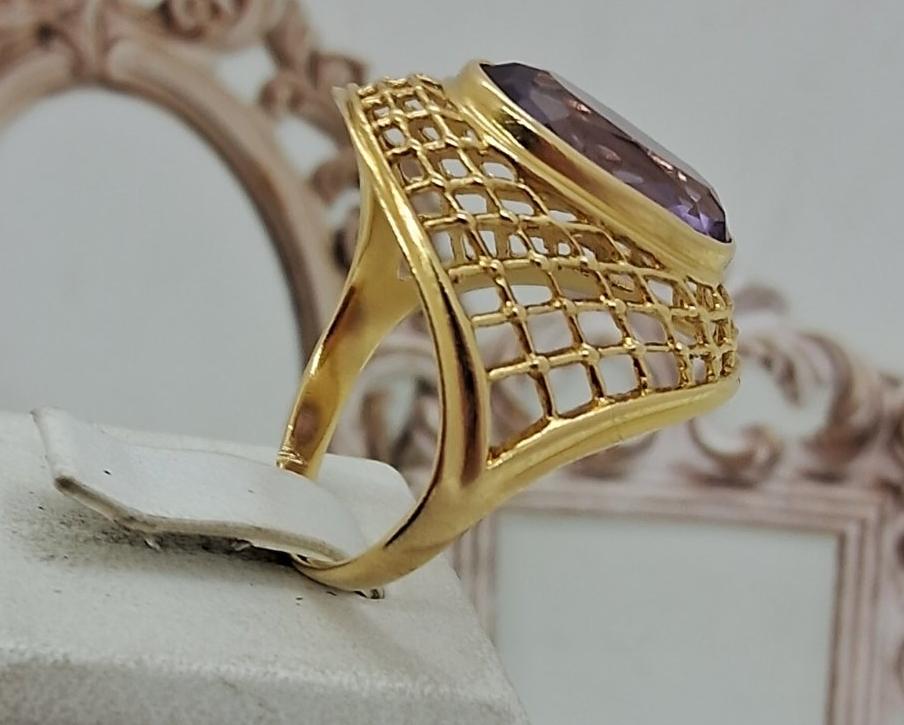Кольцо из желтого золота с корундом (32216094) 1