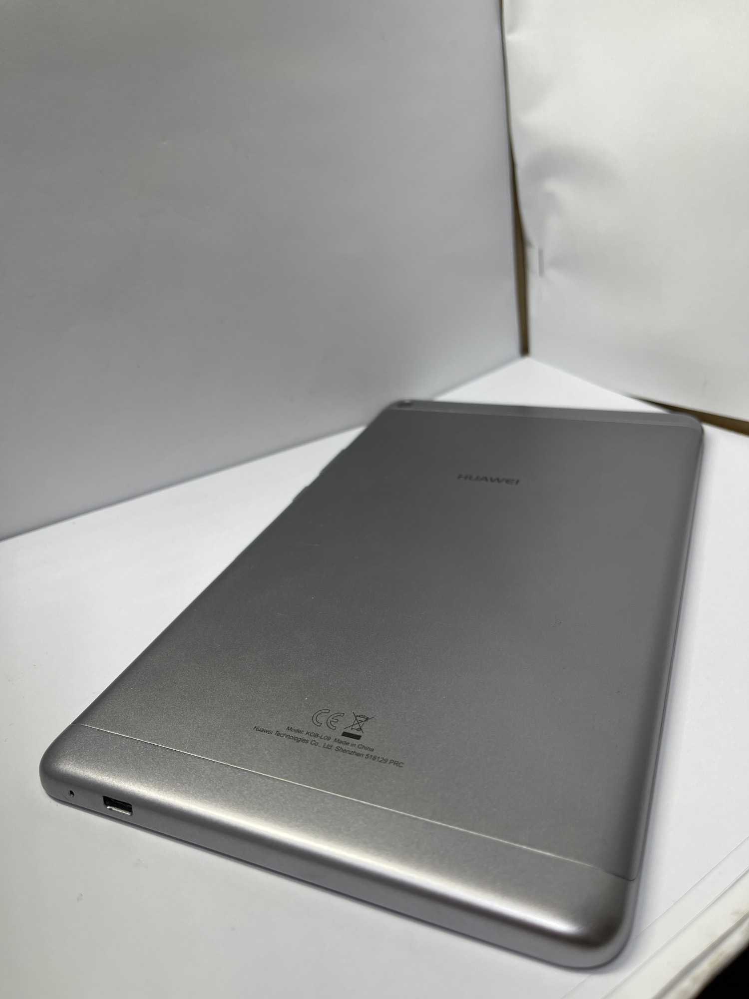 Планшет Huawei MediaPad Т3 16GB (KOB-L09) 2