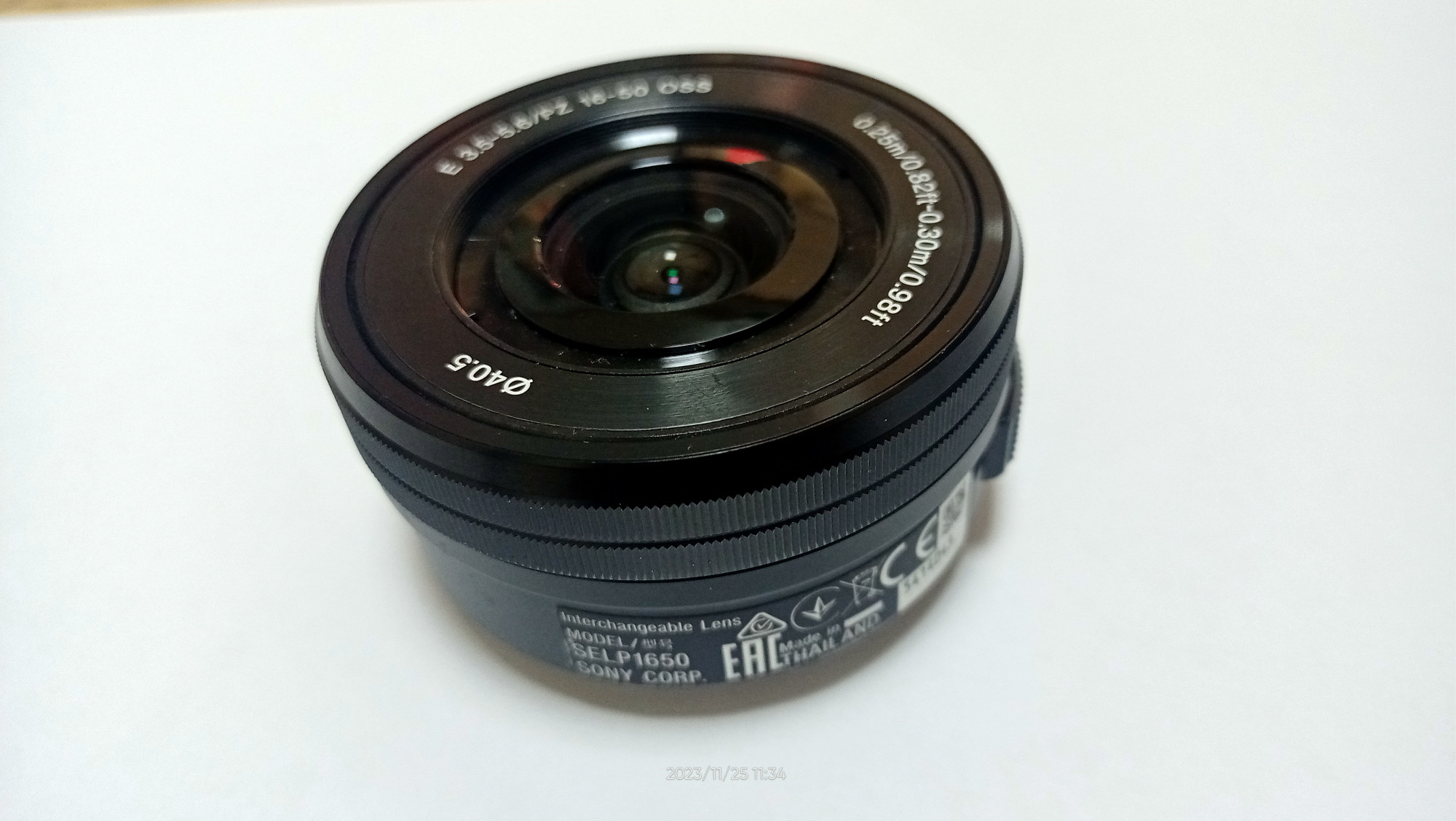 Универсальный объектив Sony SELP1650 E PZ 16-50mm f/3.5-5.6 OSS 1