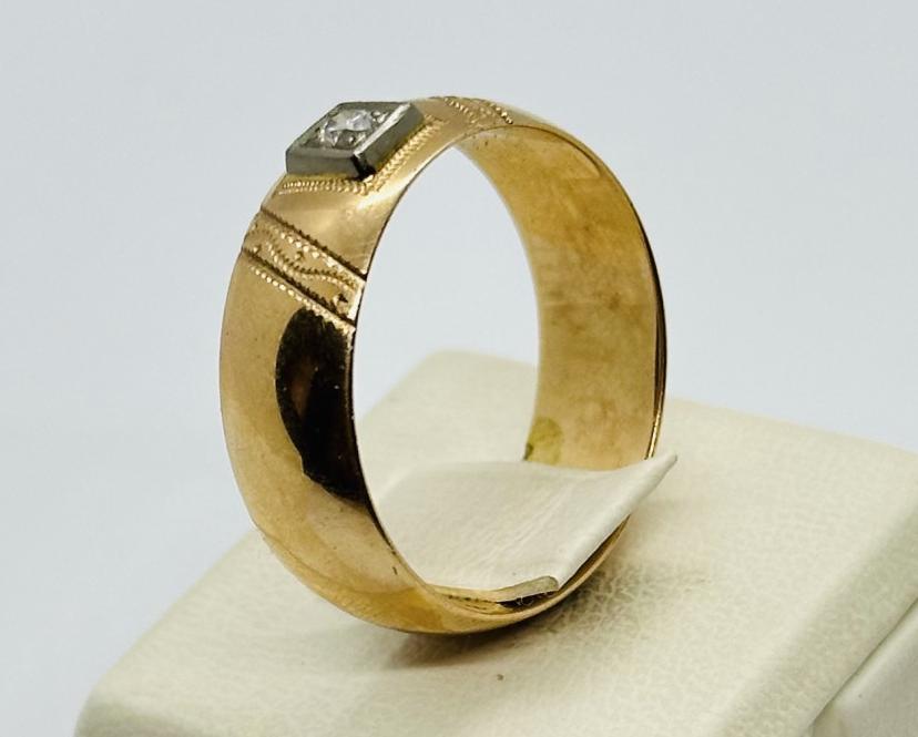 Обручальное кольцо из красного и белого золота с бриллиантом (-ми) (33752357)  1