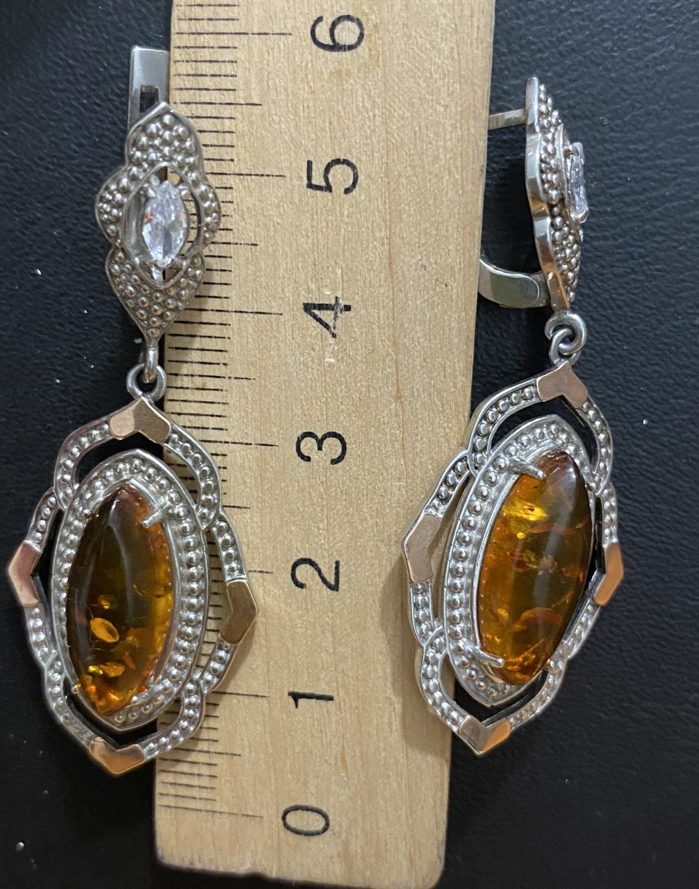 Серебряные серьги с позолотой и янтарем с цирконием (32445090) 3