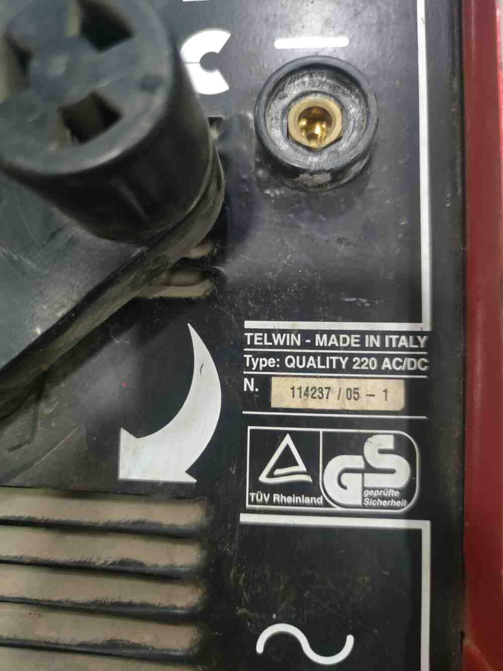 Сварочный аппарат Telwin Quality 220 AC/DC 7