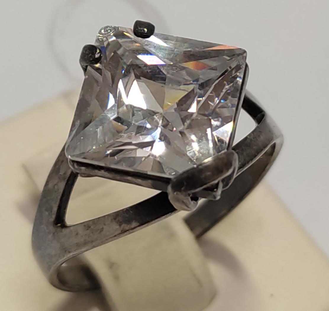 Серебряное кольцо с цирконием (33750919) 2