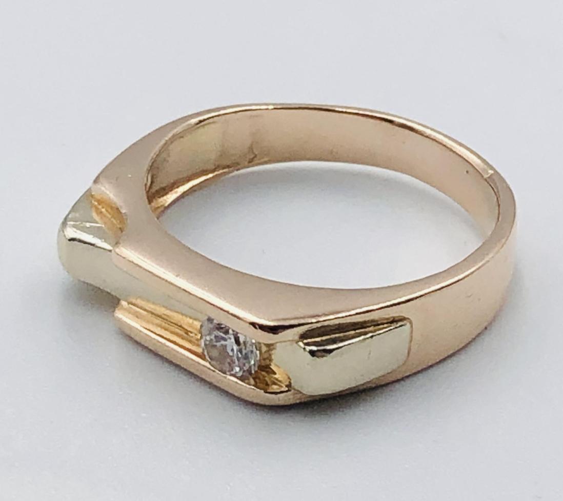 Перстень из красного и белого золота с цирконием (33793094) 1