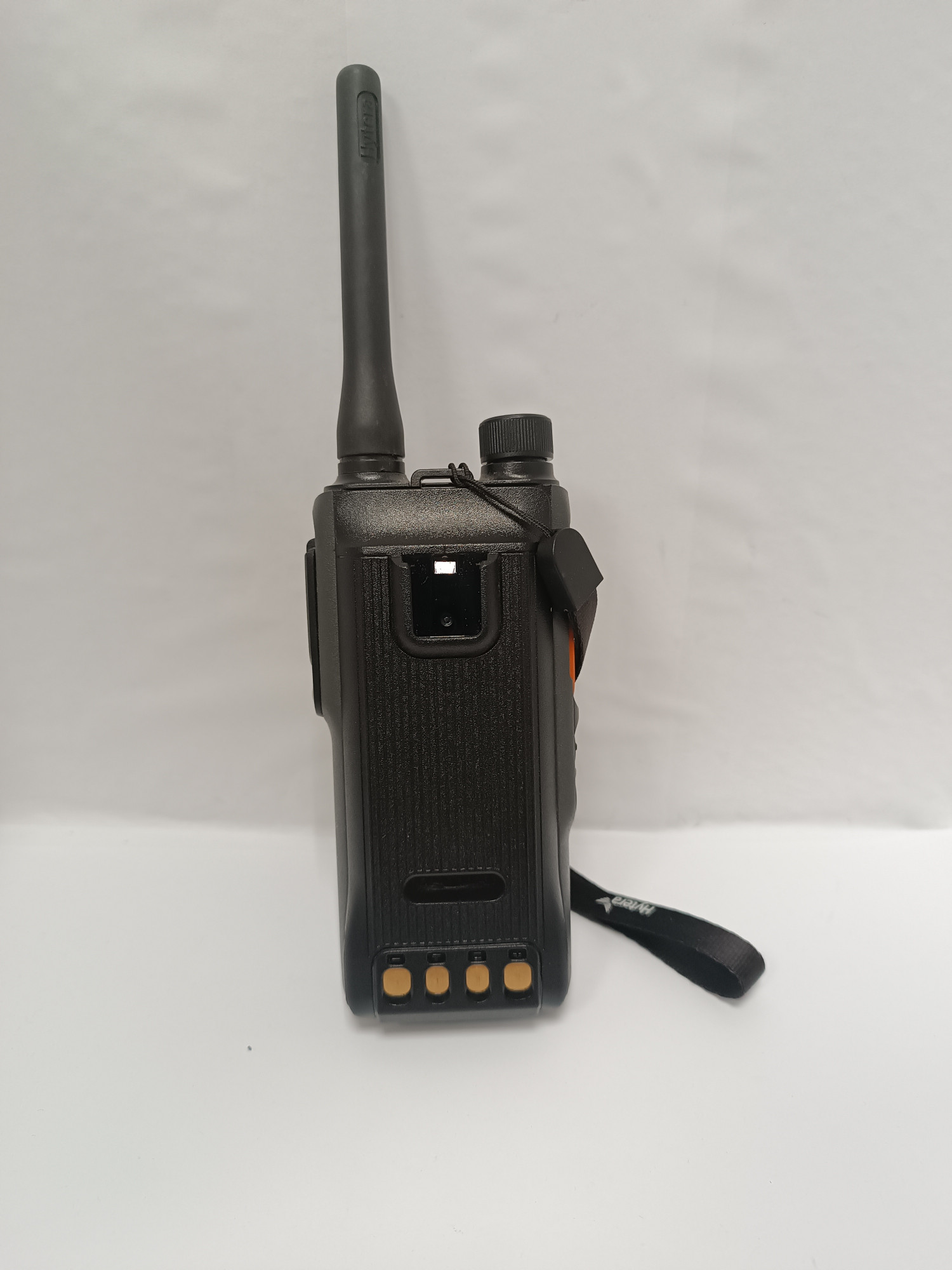 Цифрова радіостанція Hytera HP605 Um 1