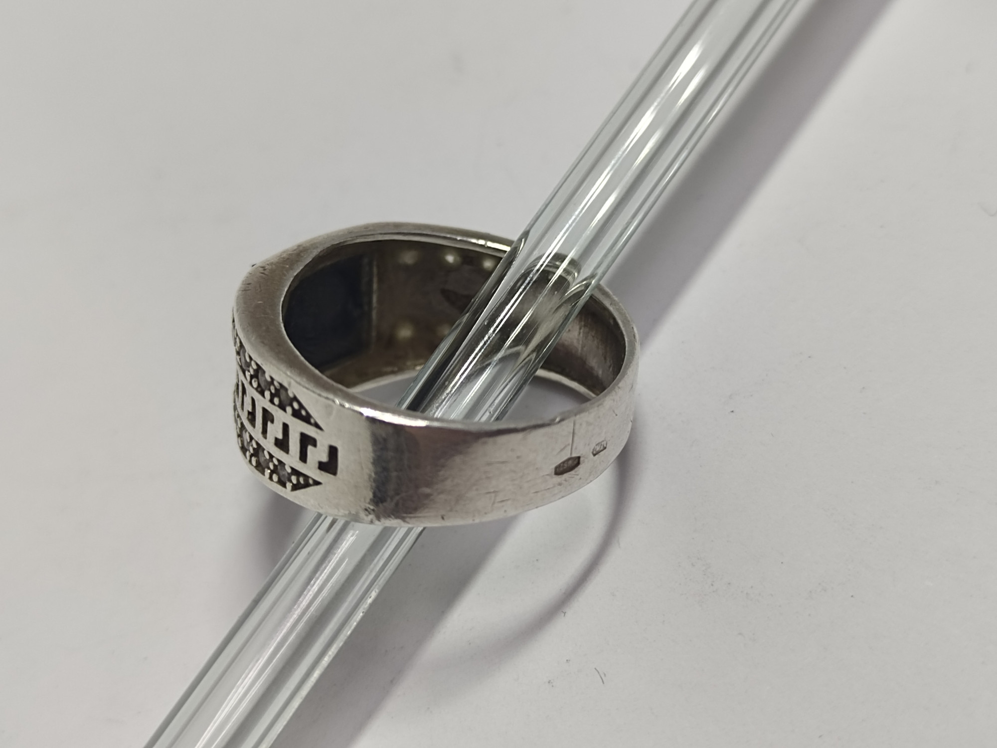 Серебряный перстень с цирконием (33112651) 2