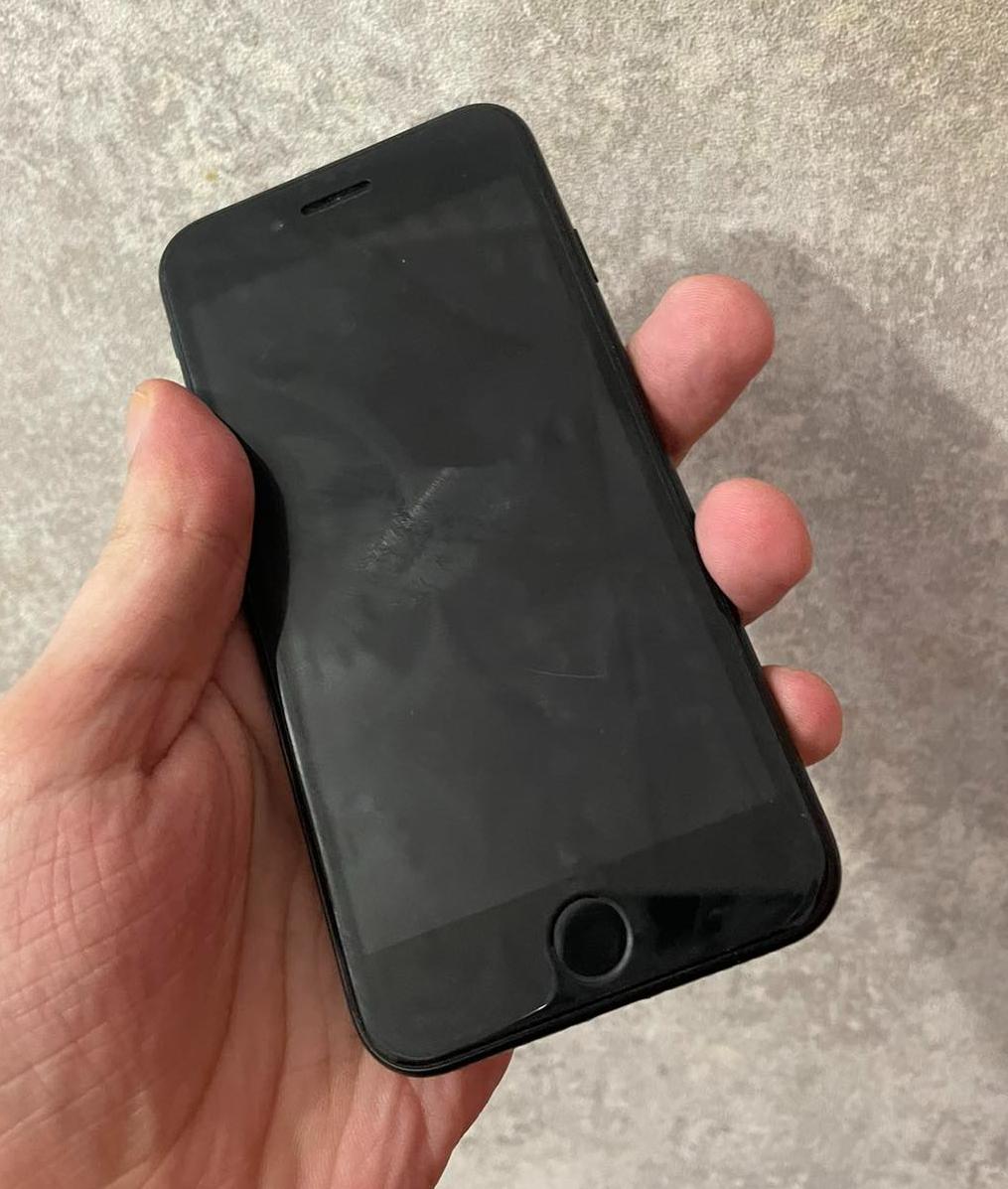 Apple iPhone 7 32Gb Black (MN8X2) 0