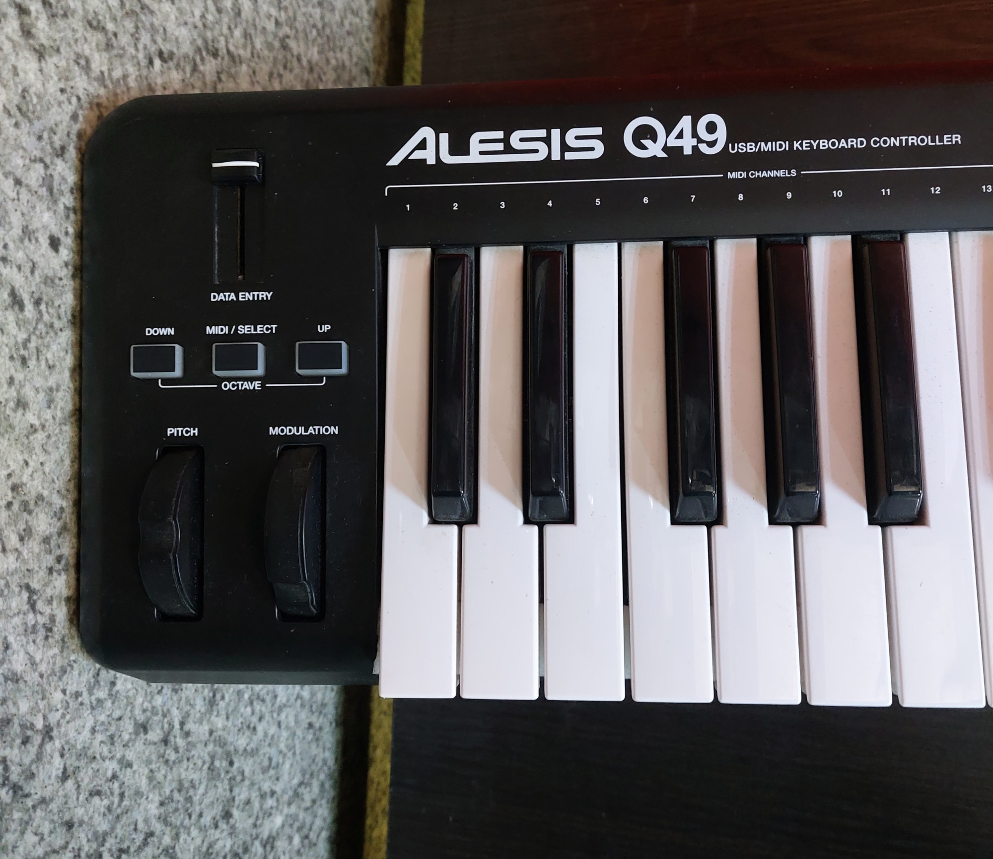 Midi-клавіатура Alesis Q49 3