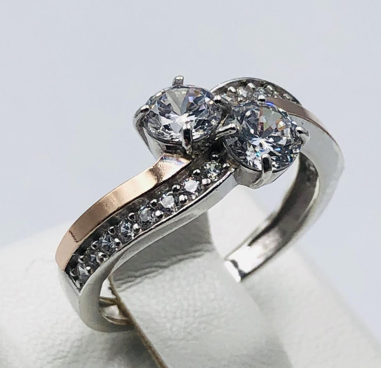 Серебряное кольцо с позолотой и цирконием (33793128) 0