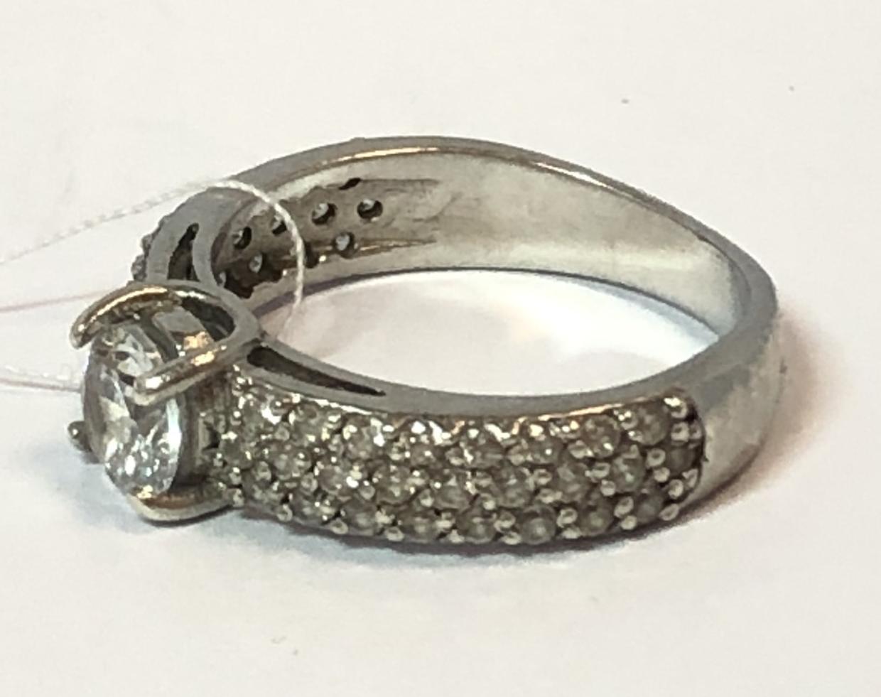 Серебряное кольцо с цирконием (33757582) 2