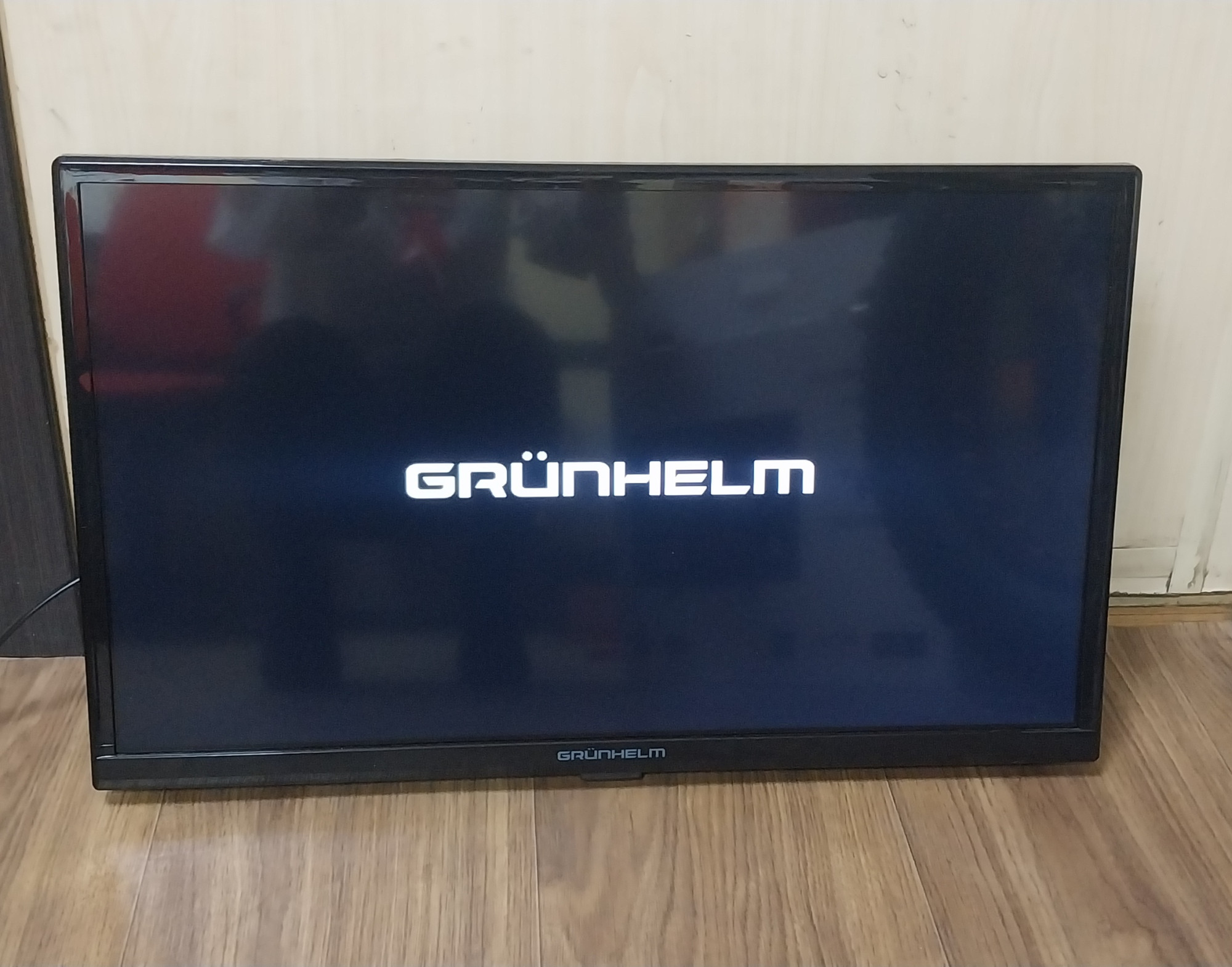 Телевизор Grunhelm 24H300-GA11 0