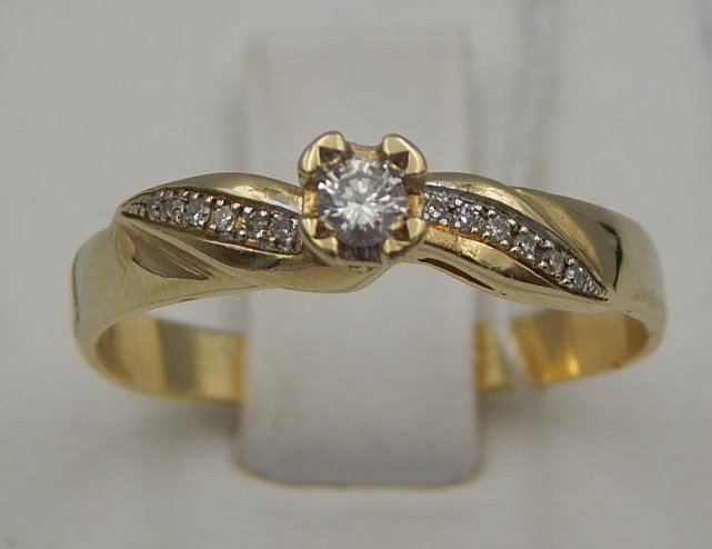 Кольцо из желтого золота с бриллиантом (-ми) (29719918) 1