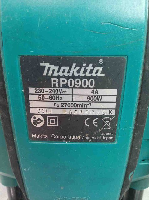 Фрезер Makita RP0900 11