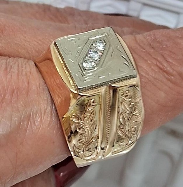 Перстень из красного и белого золота с бриллиантом (-ми) (32658561) 13