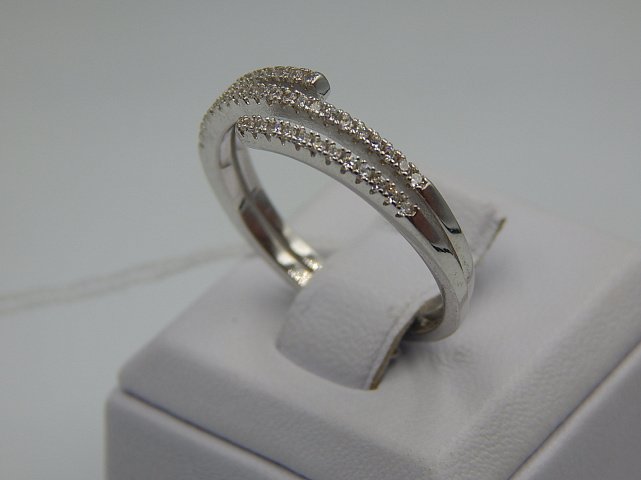 Серебряное кольцо с цирконием (33751221) 1