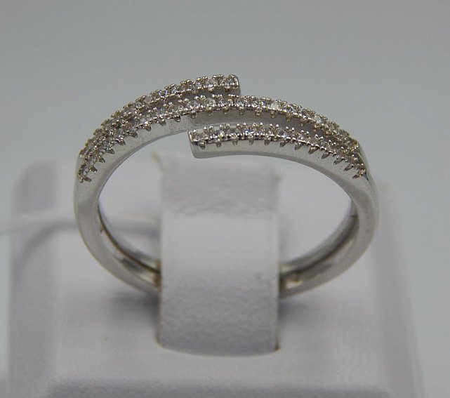 Серебряное кольцо с цирконием (33751221) 0