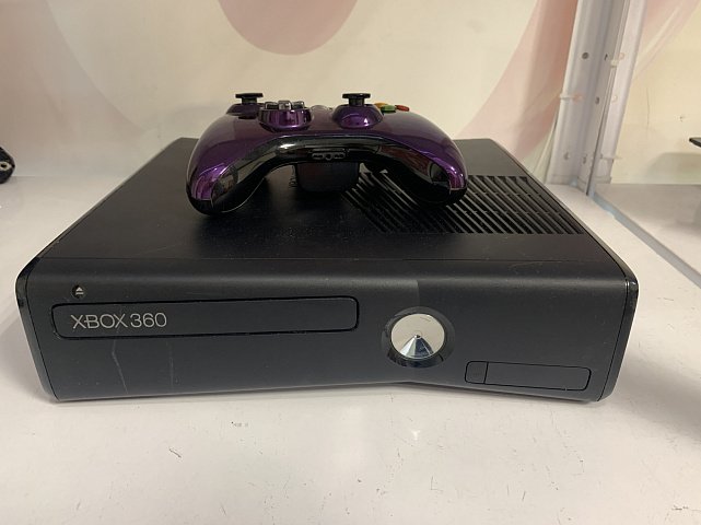 Ігрова приставка Microsoft Xbox 360 Slim 500GB 0