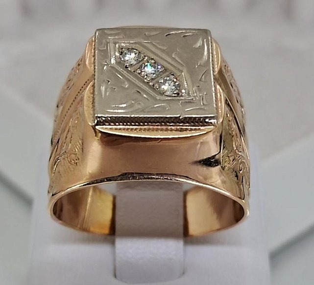 Перстень из красного и белого золота с бриллиантом (-ми) (32658561) 0